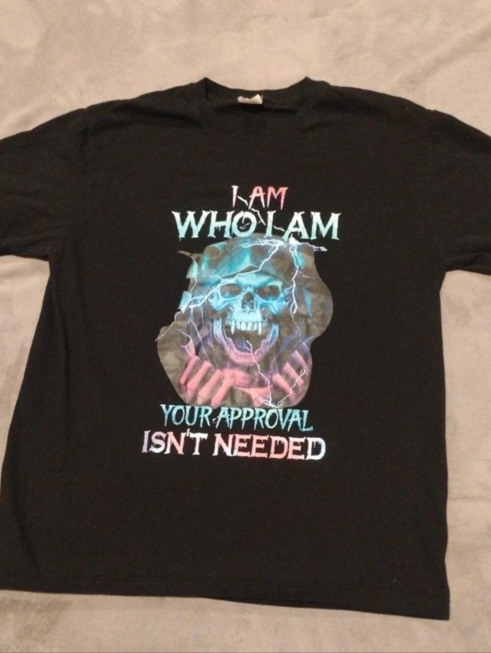 Skull Graphic Tee "I Am Who I Am" Black Crewneck T-Shirt - XL